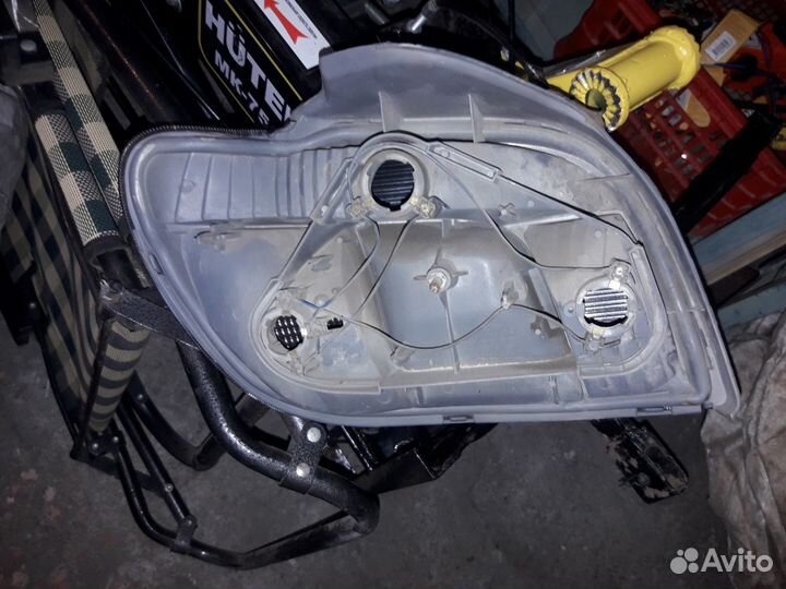 Продам задние стоп сигналы тойота витц