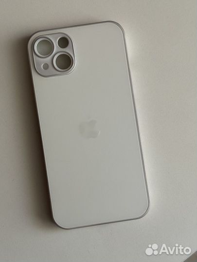 Чехол на iPhone 13