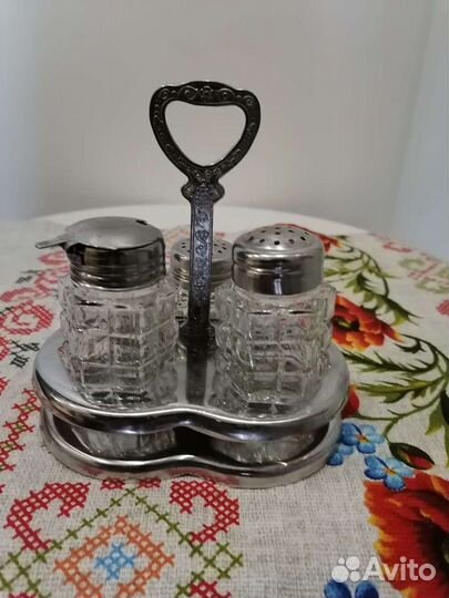 Наборы для специй, солонки