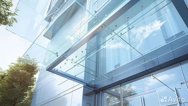 Козырек над крыльцом