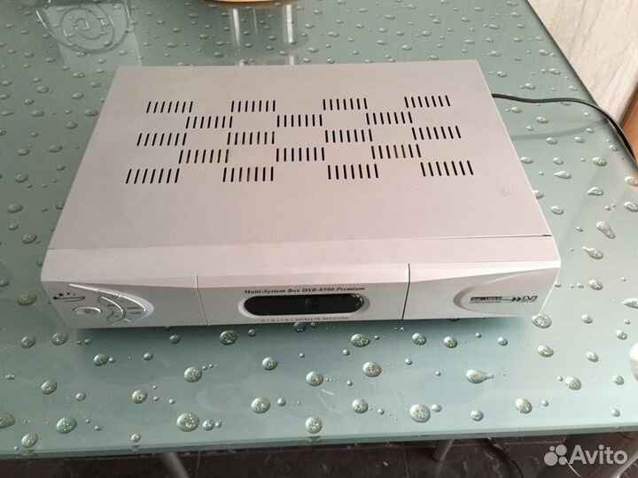 Спутниковый тюнер-ресивер