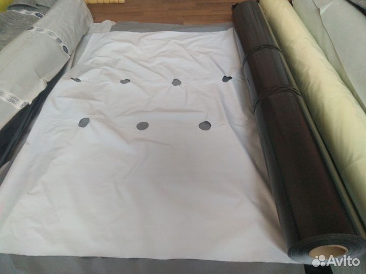 Пленка для мульчирования с перфорацией, ч/белая