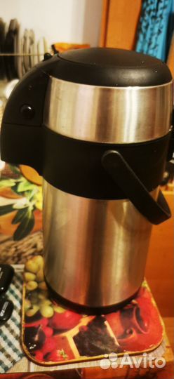 Термос с механической помпой