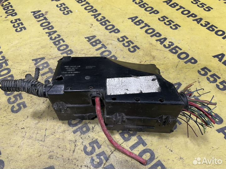 Блок предохранителей Ford Focus 2