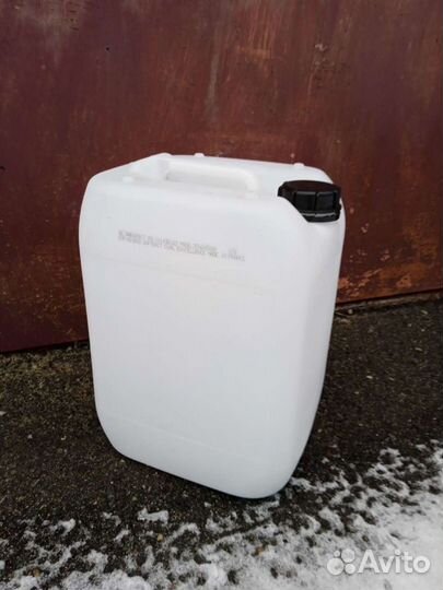 Пластиковая ёмкость 20 литров