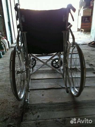 Инвалидное кресло-каталка