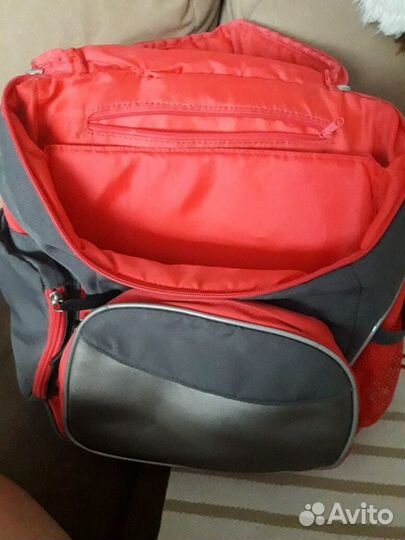 Продам школьный рюкзак