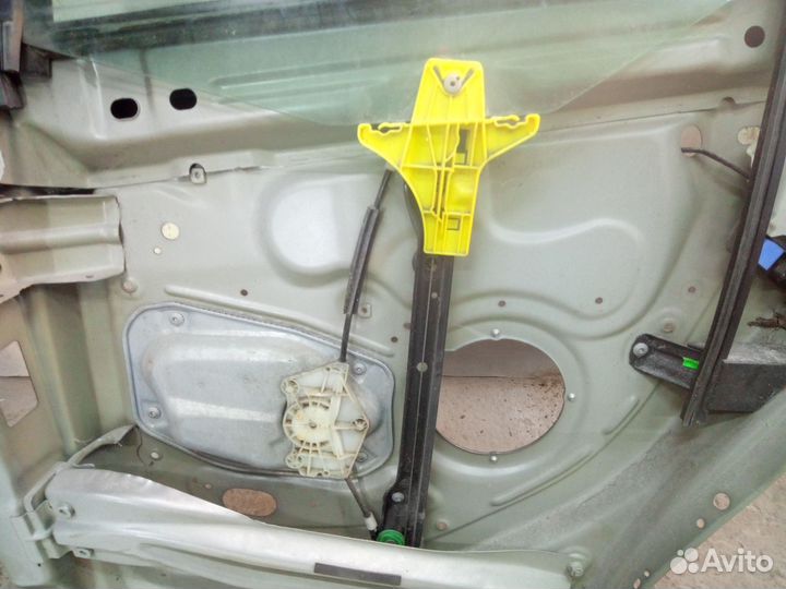 Электростеклоподьемник Volkswagen Jetta 2005-2011