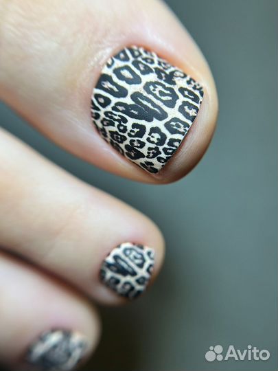 Эстетический педикюр с покрытием гель лак