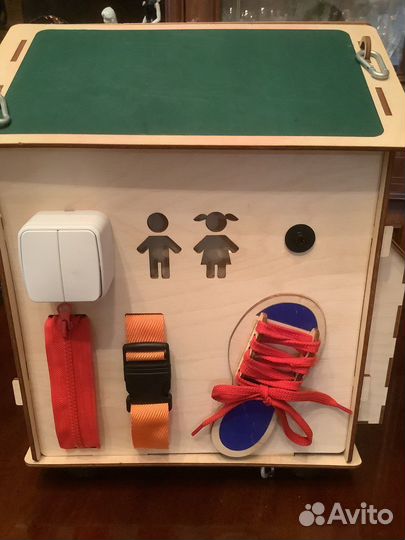 Бизиборд домик бу