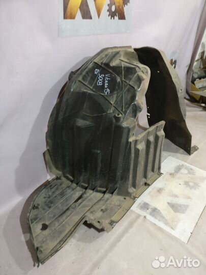 Сузуки Витара 2015- Подкрылок правый перед