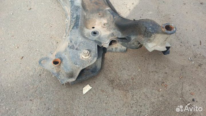 Подрамник передний Lexus Nx300 8arfts 2.0 2020