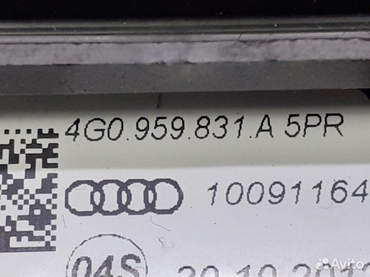 Кнопка багажника Audi A8 D4 4.0 2010-2014