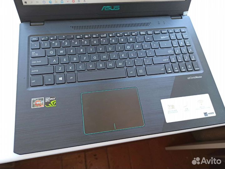 Игровой ноутбук asus