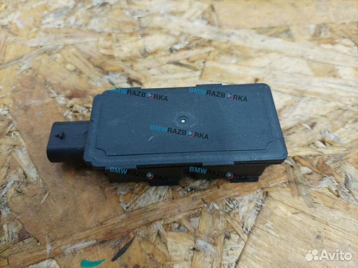 Антенна системы комфортного доступа BMW i5 G60