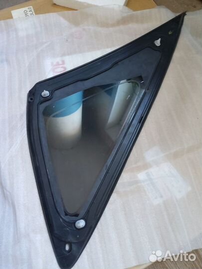 Стекло Lexus Rx2 в Заднее Правое Крыло 2003-2009гв