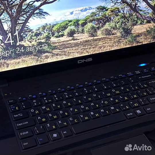 Ноутбук DNS W270ELQ
