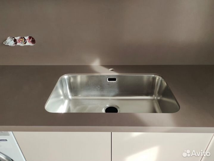 Столешница из искусственного камня с замером