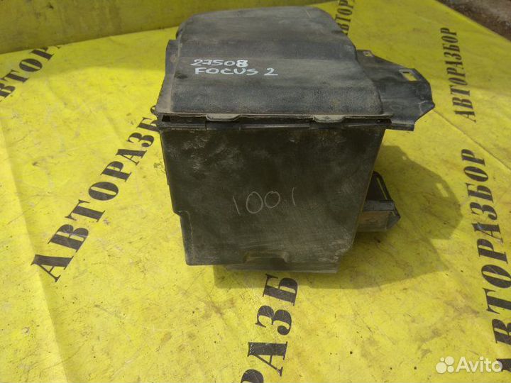 Площадка под акб Ford Focus 2 2008-2011 седан 1.6