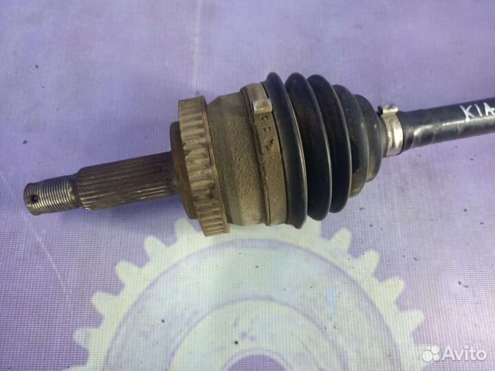 Привод левый Kia Sportage 2. G4GC