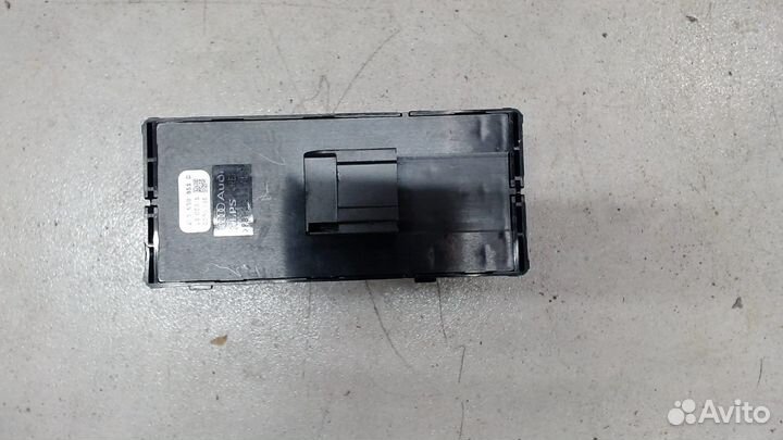 Кнопка стеклоподъемника Audi A3, 2013