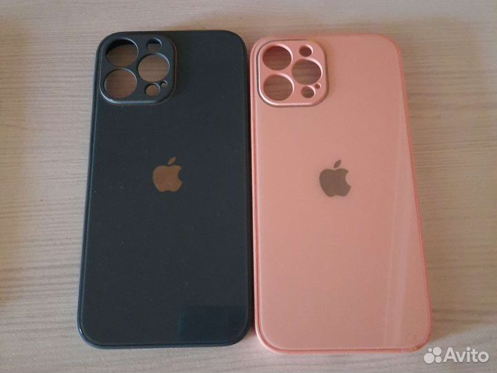 Чехол на iPhone