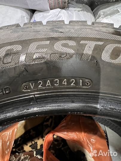Bridgestone Blizzak DM-V2 225/60 R18