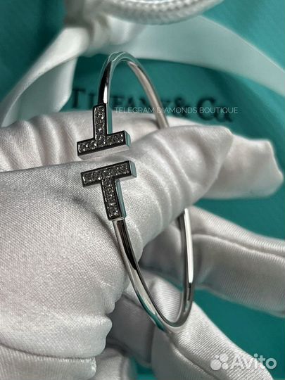 Браслет Tiffany & Co T Wire белое золото 750