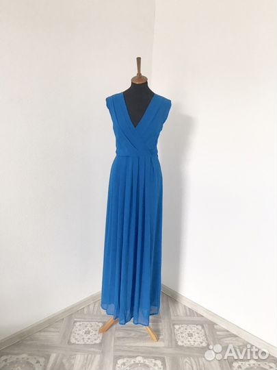 Платье вечернее