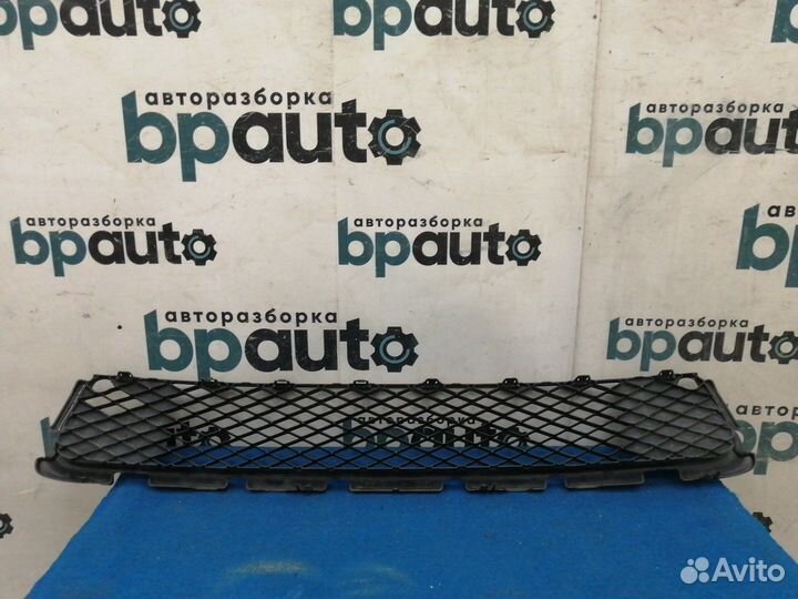 Решетка переднего бампера 6402A218 Mitsubishi ASX