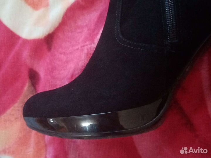 24.5см. Демисезон замша ботфорты Carnaby