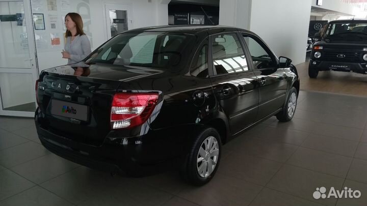 LADA Granta 1.6 МТ, 2023, 500 км