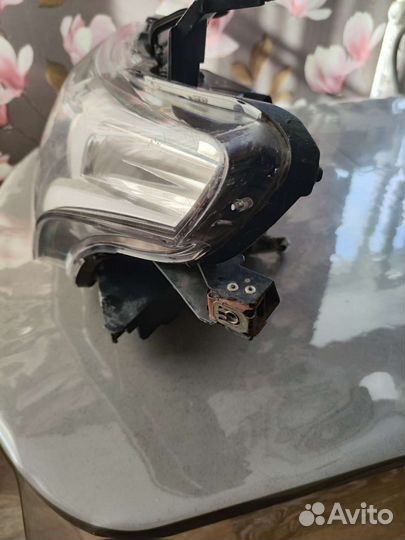 Продам фару б у