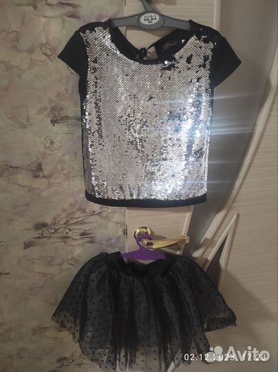 Нарядный костюм