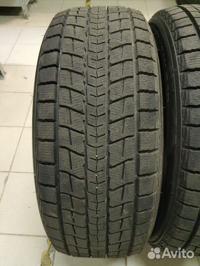 Dunlop Winter Maxx SJ8 265/50 R22 112R