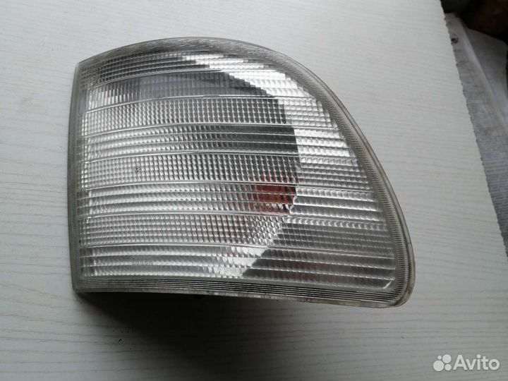 Указатель поворота правый mercedes benz vito