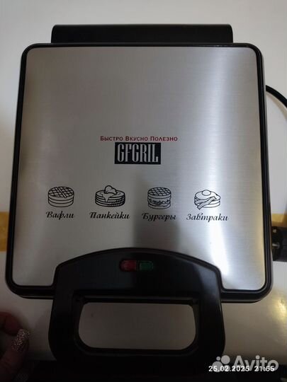 Электрическая вафельница