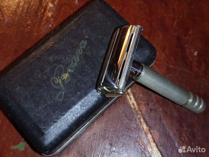 Бритва станок СССР Волга, раритет, коллекция