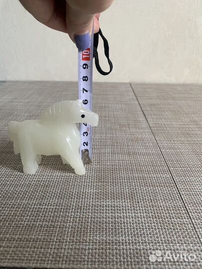 Фигурки из оникса