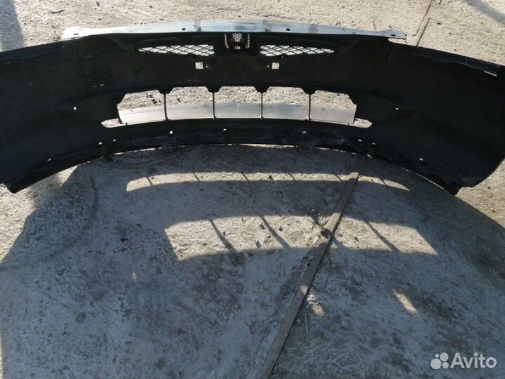 Бампер передний Honda Fit GD1