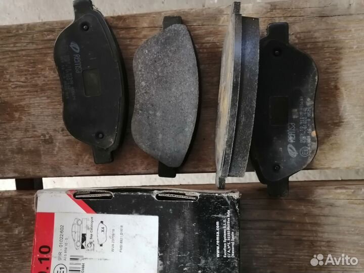 Тормозные колодки на peugeot 307