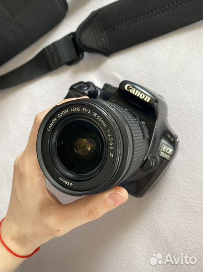 Зеркальный фотоаппарат Canon EOS 1100D