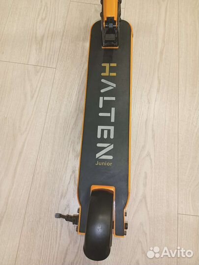 Электрический самокат детский б. у