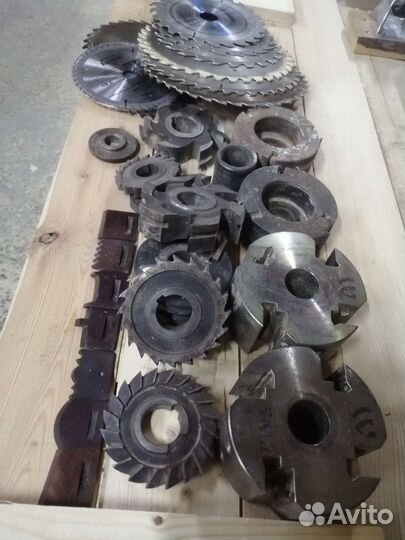 Фрезы по дереву. Цена договорная