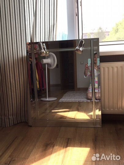 Зеркало в ванную со светильниками Roca (Испания)