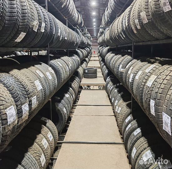 Goodyear UltraGrip Ice Navi Zea 215/60 R17 M