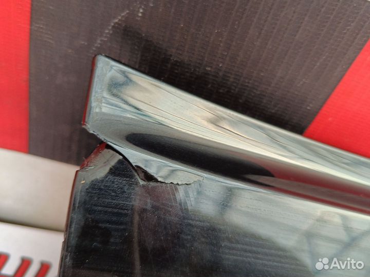 Молдинг двери передней левой Lixiang L9