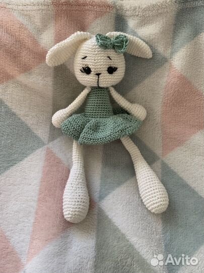 Мягкая игрушка заяц