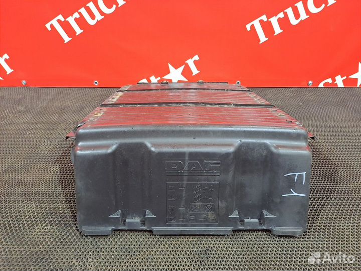 Крышка ящика акб Daf XF105