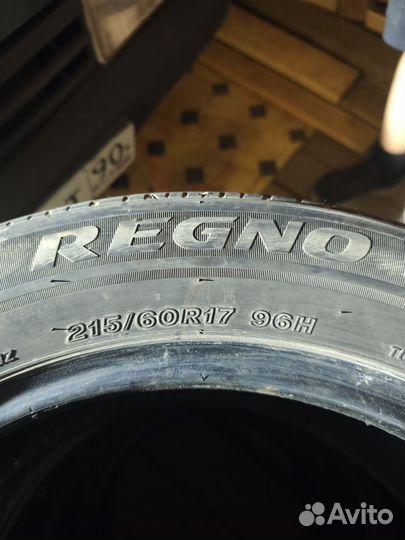 Bridgestone Regno ER30 215/60 R17